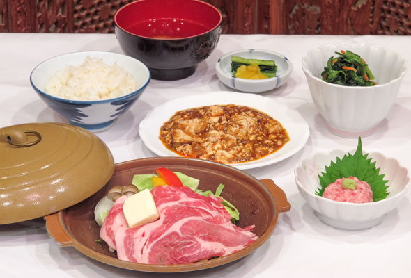 夕食
